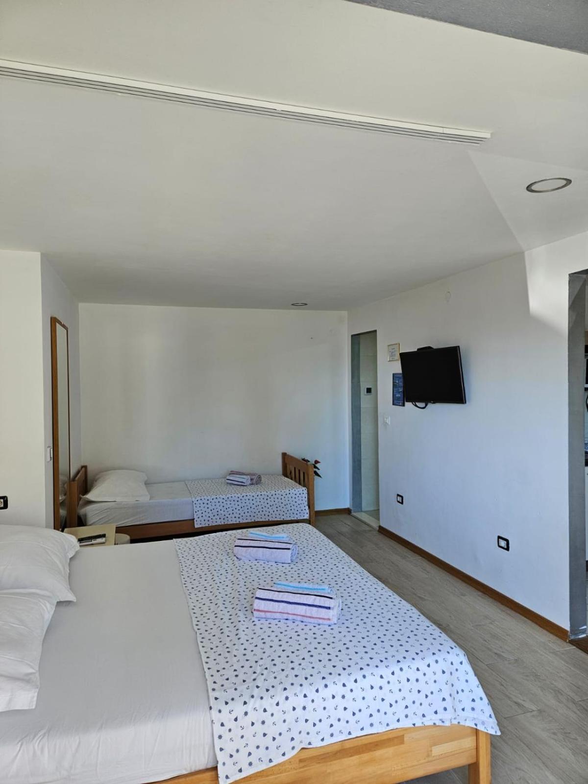 Apartments Gabi Omiš Exterior foto